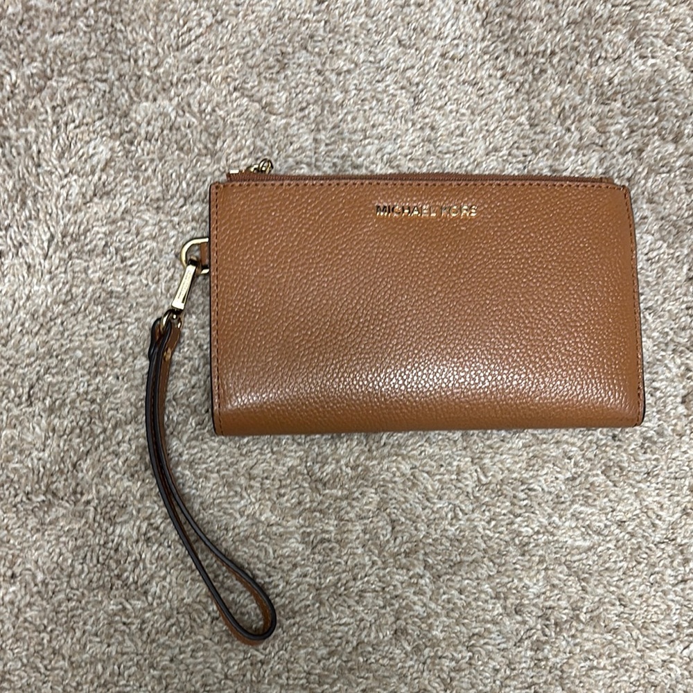 Michael Kors Jet Set Large Leather Smartphone Wristlet Wallet